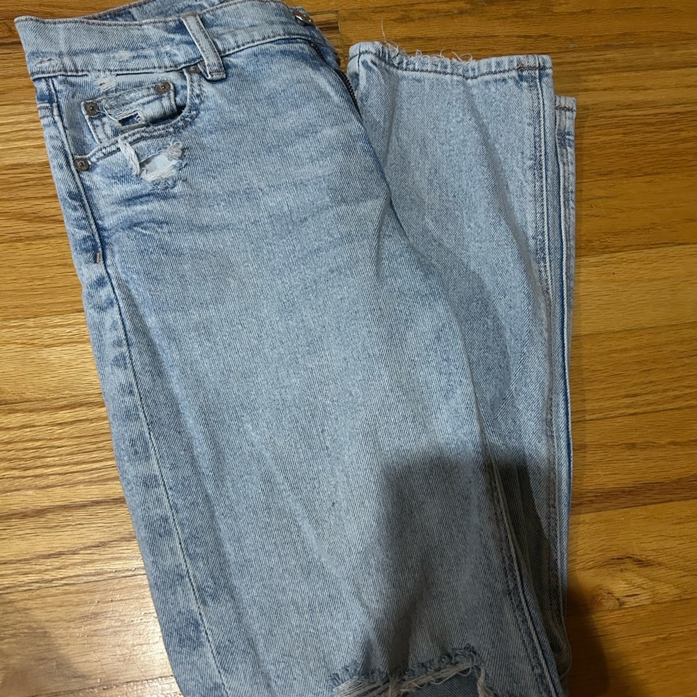 American Eagle Outfitters Light Blue High-Rise Jeans